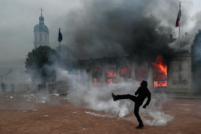 Lyon : Pour manifester son mécontentement seul dans sa cuisine, il faudra désormais réserver un créneau de 8 minutes sur l'application COLÈRE+